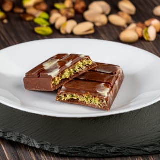 Dubai Chocolate / شوكولاتة دبي